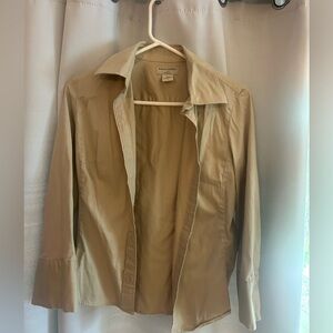 Banana Republic Women's Tailored Fit Button Up Dress Shirt